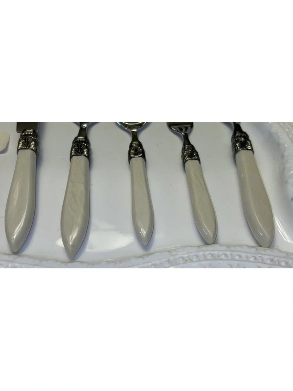 Vintage Stanley Roberts Single 5-piece Place Setting In Perlecent White NWT